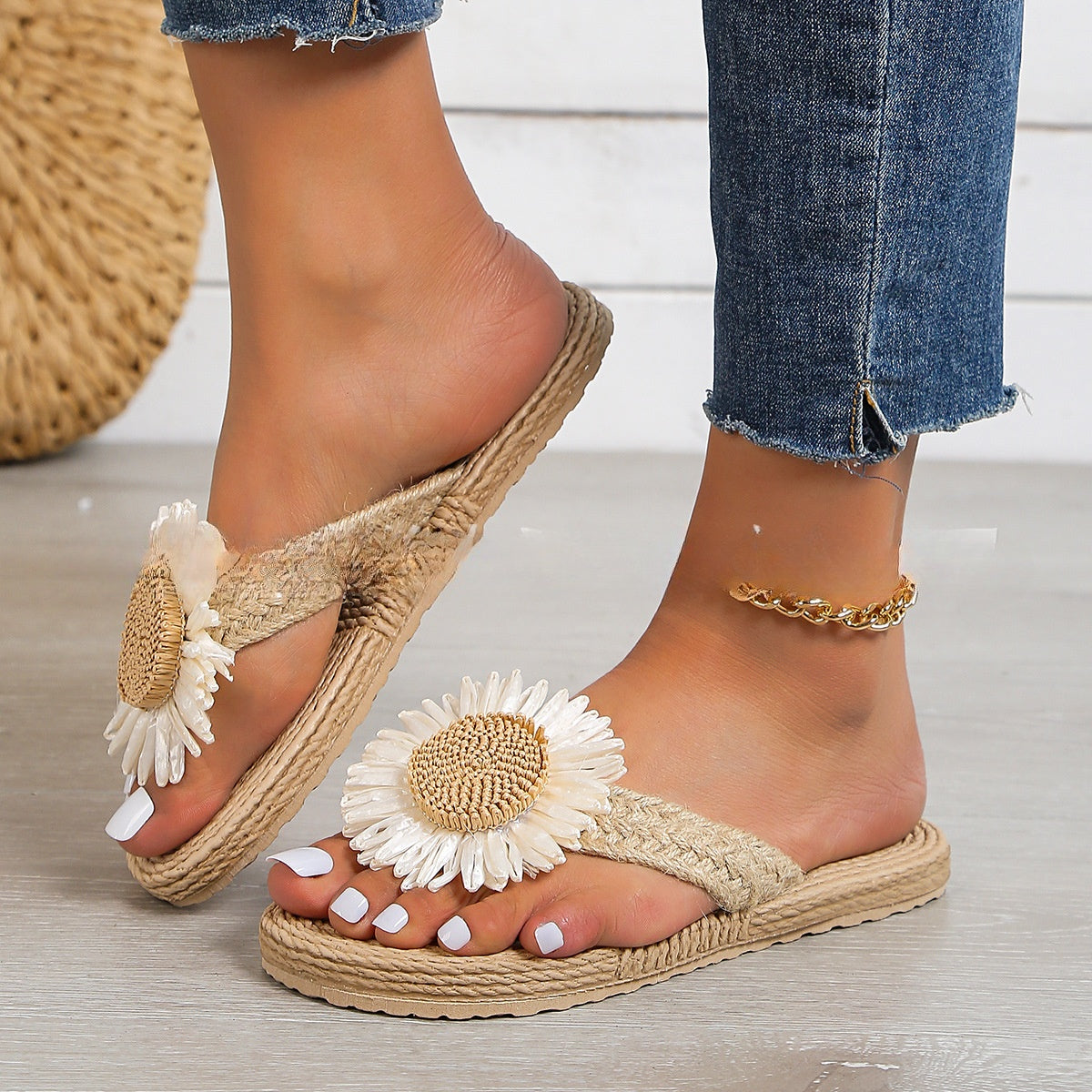 Summer New Fashion Women's Linen Fashion Simple Flower Flat Casual Sandals
