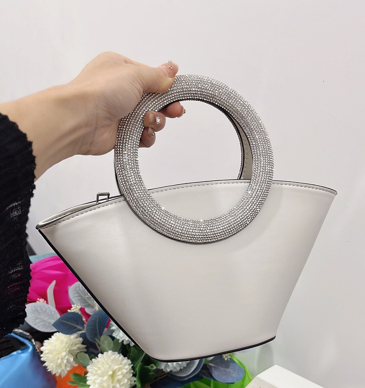 Hand Bags  | Diamond Round Handle Portable Basket Pack Hand bag | Ivory White |  | thecurvestory.myshopify.com