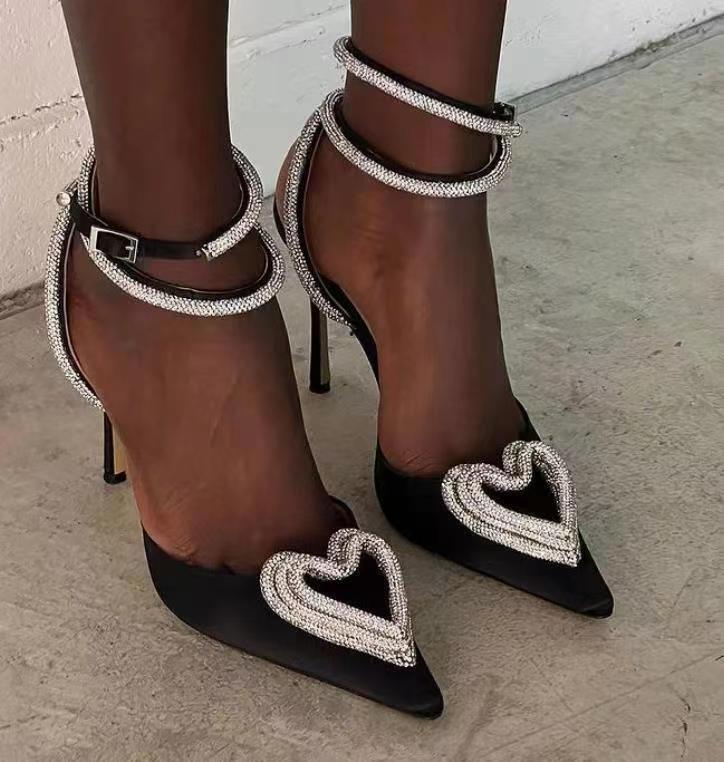 Heeled Sandals  | Women's Fashionable All-match Heart-shaped Rhinestone heeled Sandals | Black |  34| thecurvestory.myshopify.com