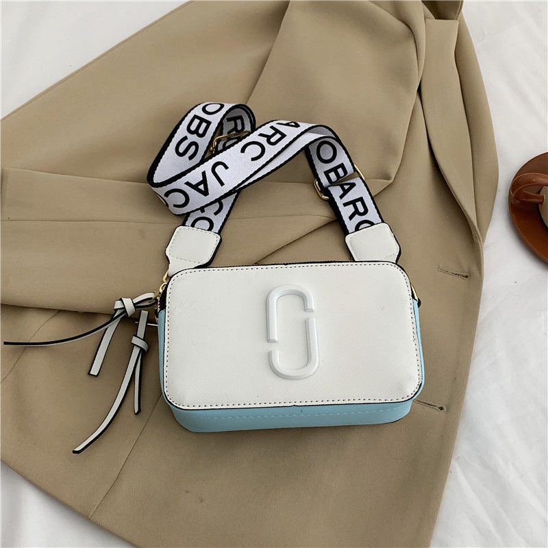 Shoulder bags  | Stylish Crossbody Bag with Fashionable Wide Shoulder Strap - Versatile Small Square Bag for All Occasions | White |  | thecurvestory.myshopify.com