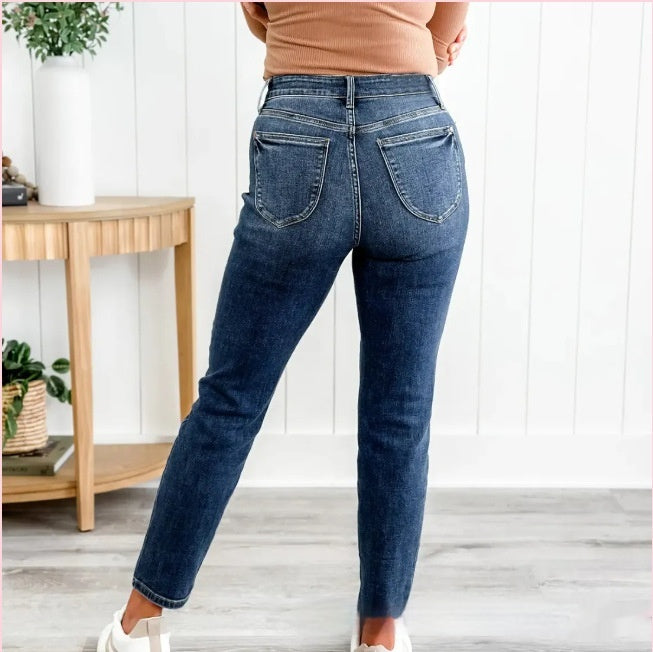 Pants  | Plus Size Women's Fashionable Simple  Strechable Jeans | Light Blue Extended |  2XL| thecurvestory.myshopify.com