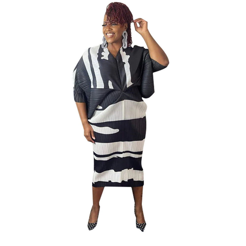Dress  | Free Size Women V-neck Batwing Sleeve Printing Dress Kimono | Black And White |  Free Size| thecurvestory.myshopify.com
