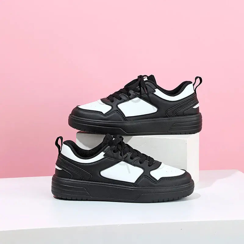 Women Fashionable Black and white sneakers - Image #4