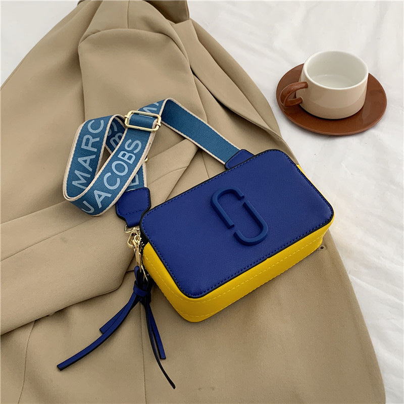 Shoulder bags  | Stylish Crossbody Bag with Fashionable Wide Shoulder Strap - Versatile Small Square Bag for All Occasions | Blue |  | thecurvestory.myshopify.com