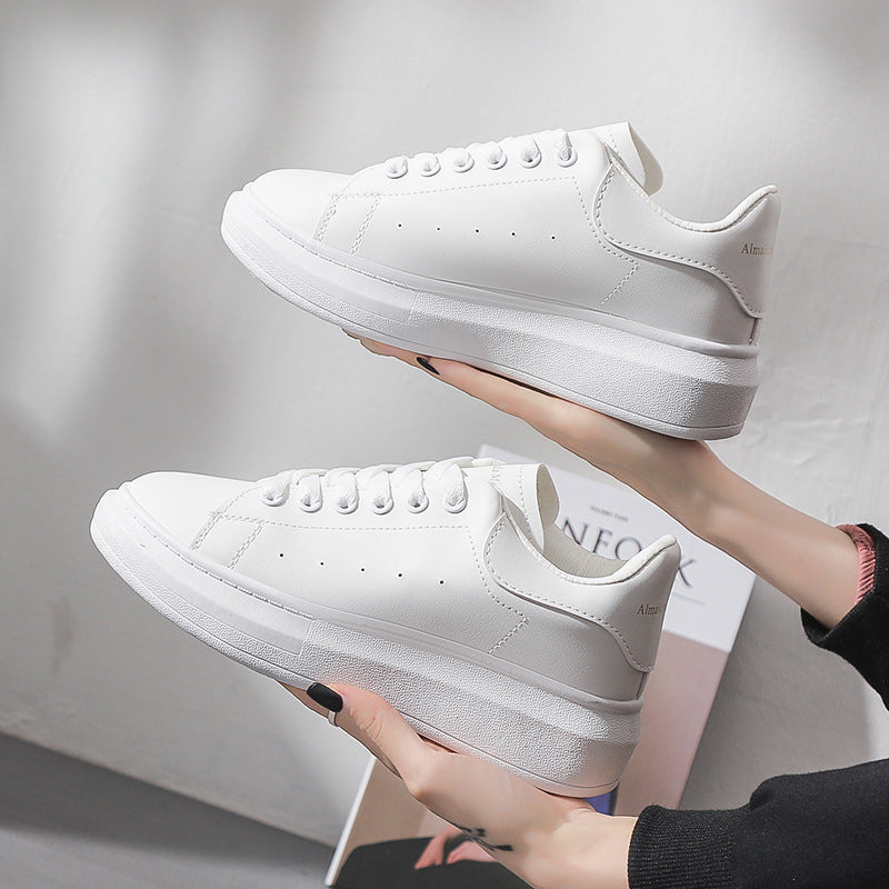 Large size casual sneakers  sneakers Thecurvestory