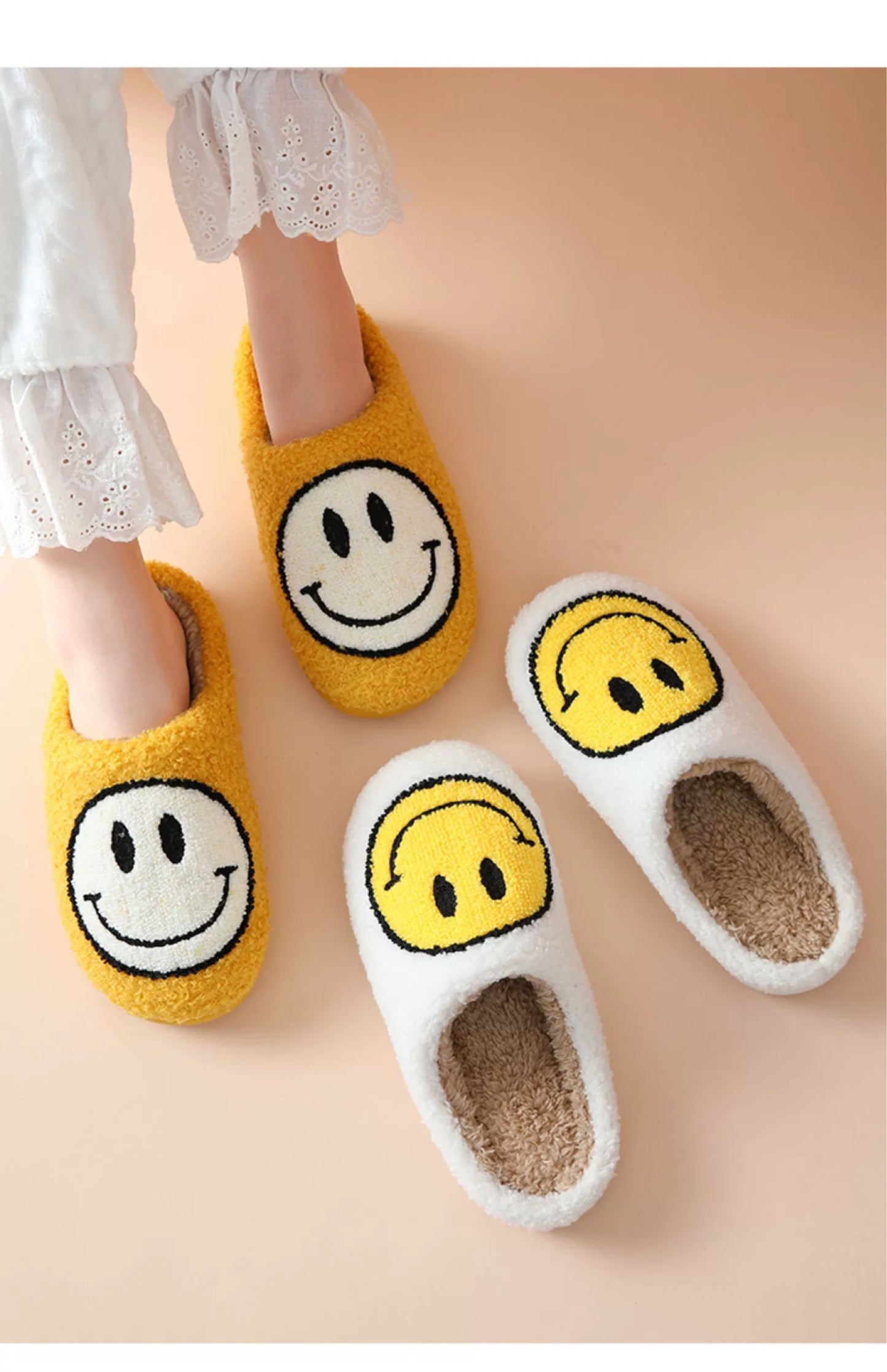 Cute Smiley Plush Slip-on Home slippers  slippers Thecurvestory