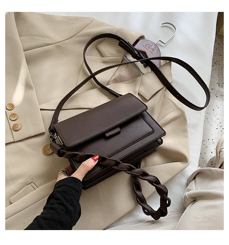 Women's portable trendy shoulder Bag  Shoulder bags Thecurvestory