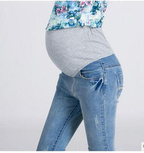 Maternity Pants  | Maternity Straight fit jeans | thecurvestory.myshopify.com