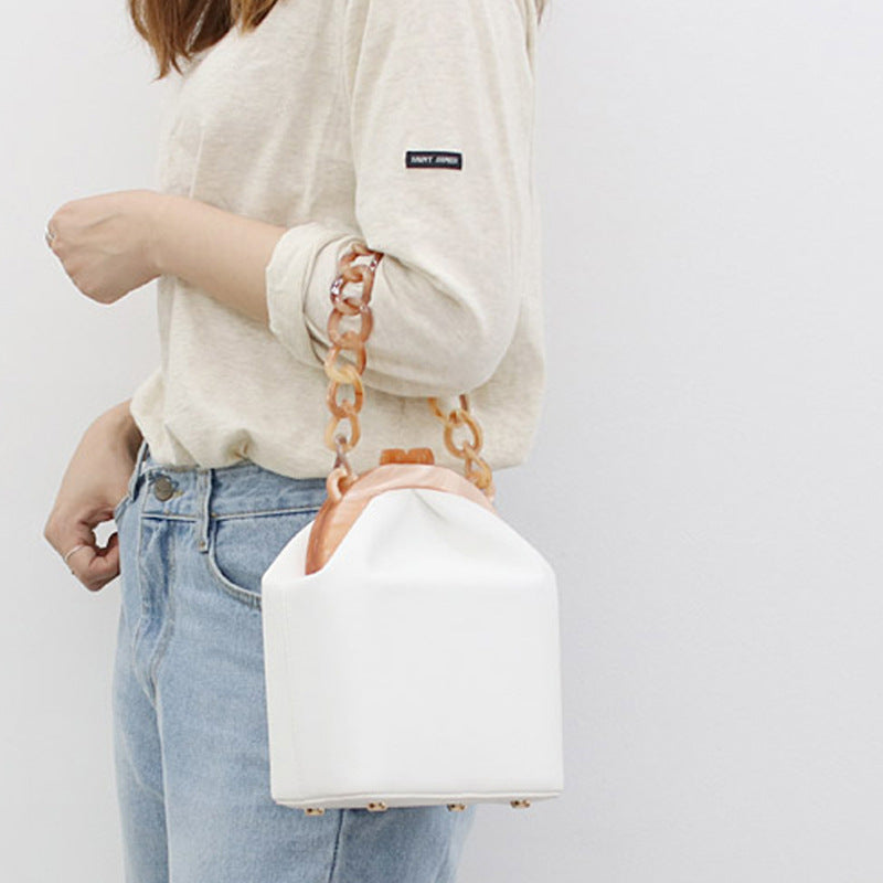 Thick Chain Messenger hand Bag  Hand Bags Thecurvestory