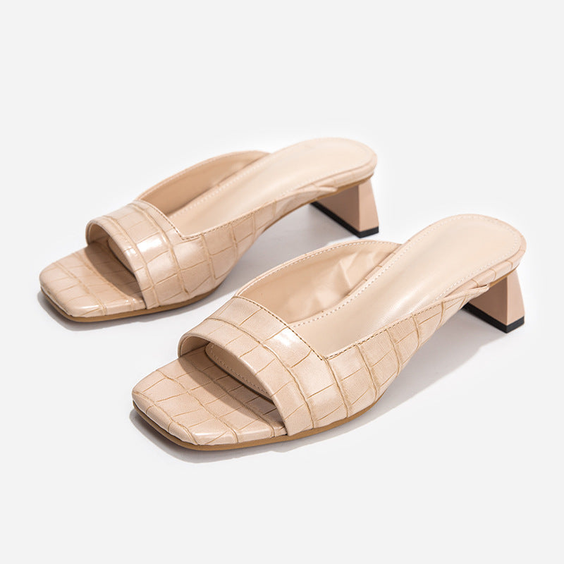 women Chunky heel sandals  Heeled Sandals Thecurvestory