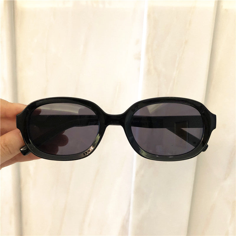 Women's small frame retro sunglasses  sunglasses Thecurvestory