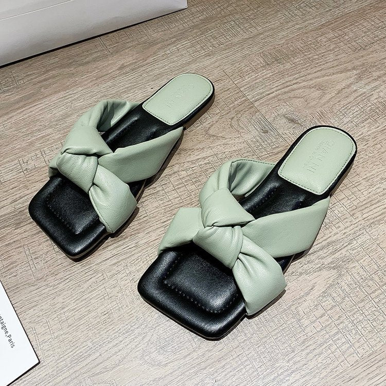 Fashion twisted slippers  slippers Thecurvestory