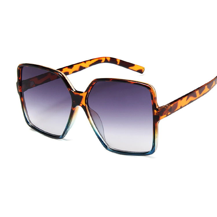 Retro gradient Large sunglasses  sunglasses Thecurvestory