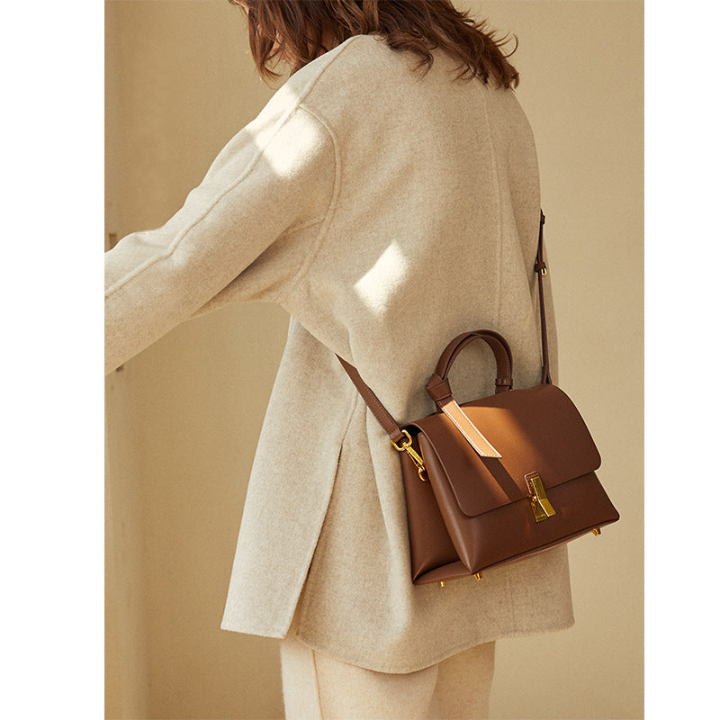 Women's Fashion Retro One-shoulder Messenger Handbag  Shoulder bags Thecurvestory