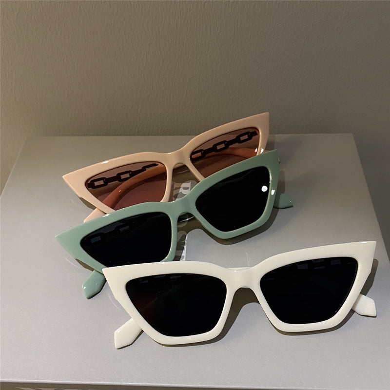 Women's Triangle Framed Sunglasses  sunglasses Thecurvestory
