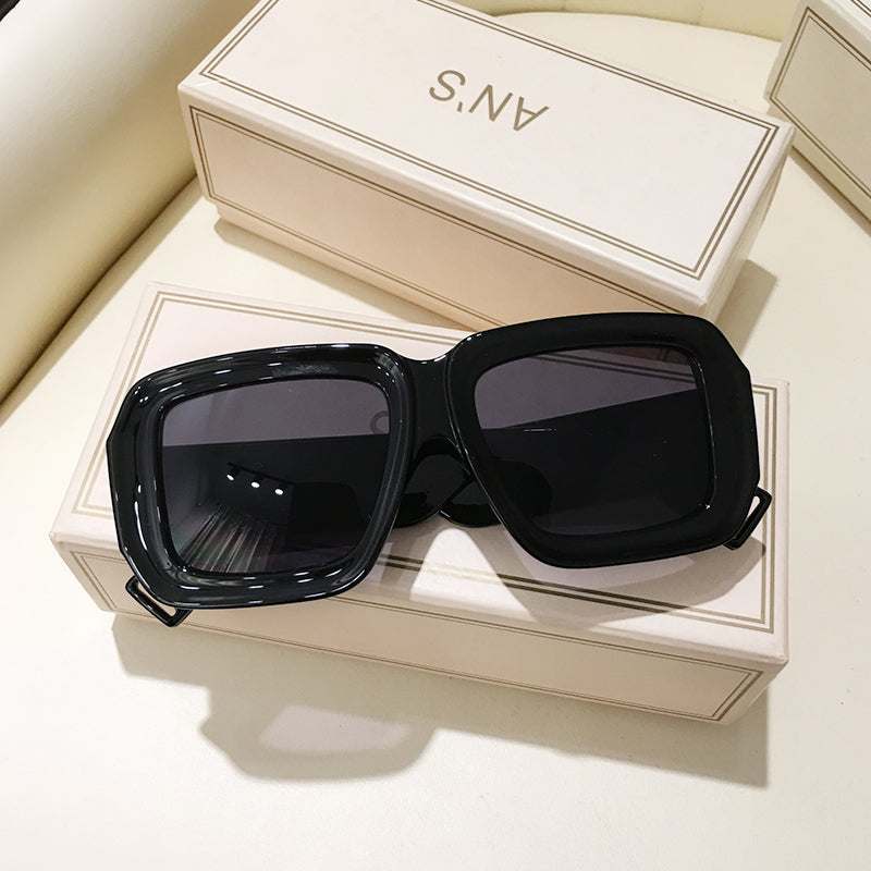 Women's Large Frame  Sunglasses  sunglasses Thecurvestory