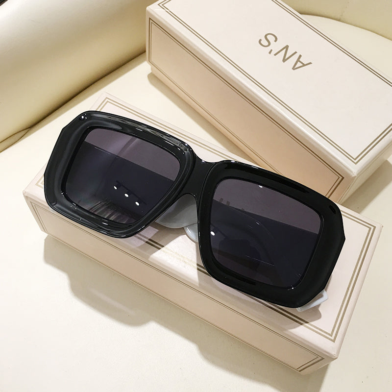 Women's Large Frame  Sunglasses  sunglasses Thecurvestory